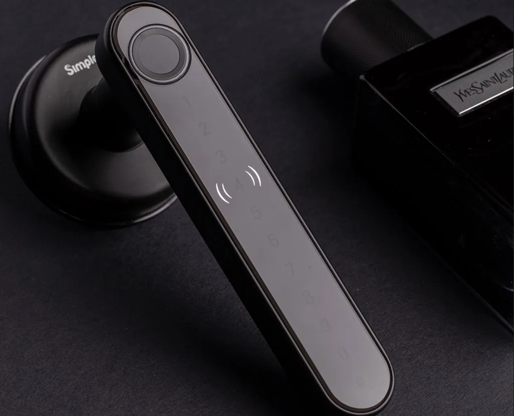 Leverline Smart Fingerprint Door Handle - Matte Black - Gallery