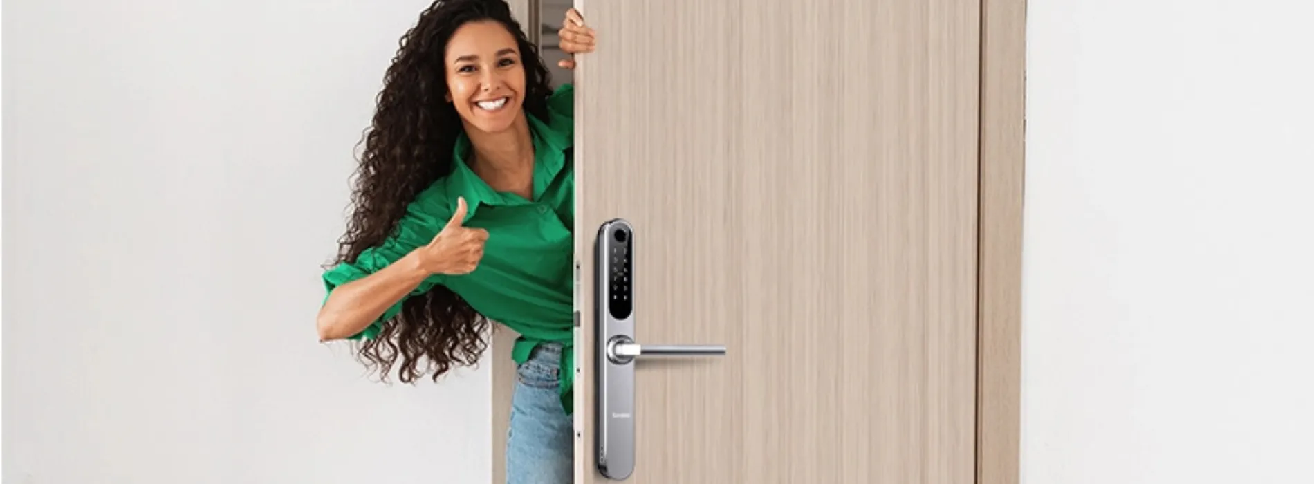 Open your Simpled smart lock with a fingerprint