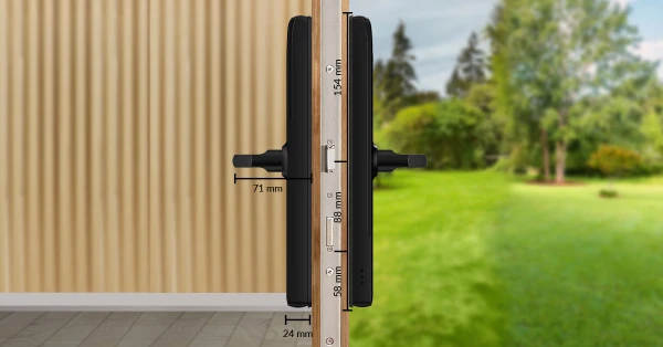 installation of the  best door locks for Airbnb